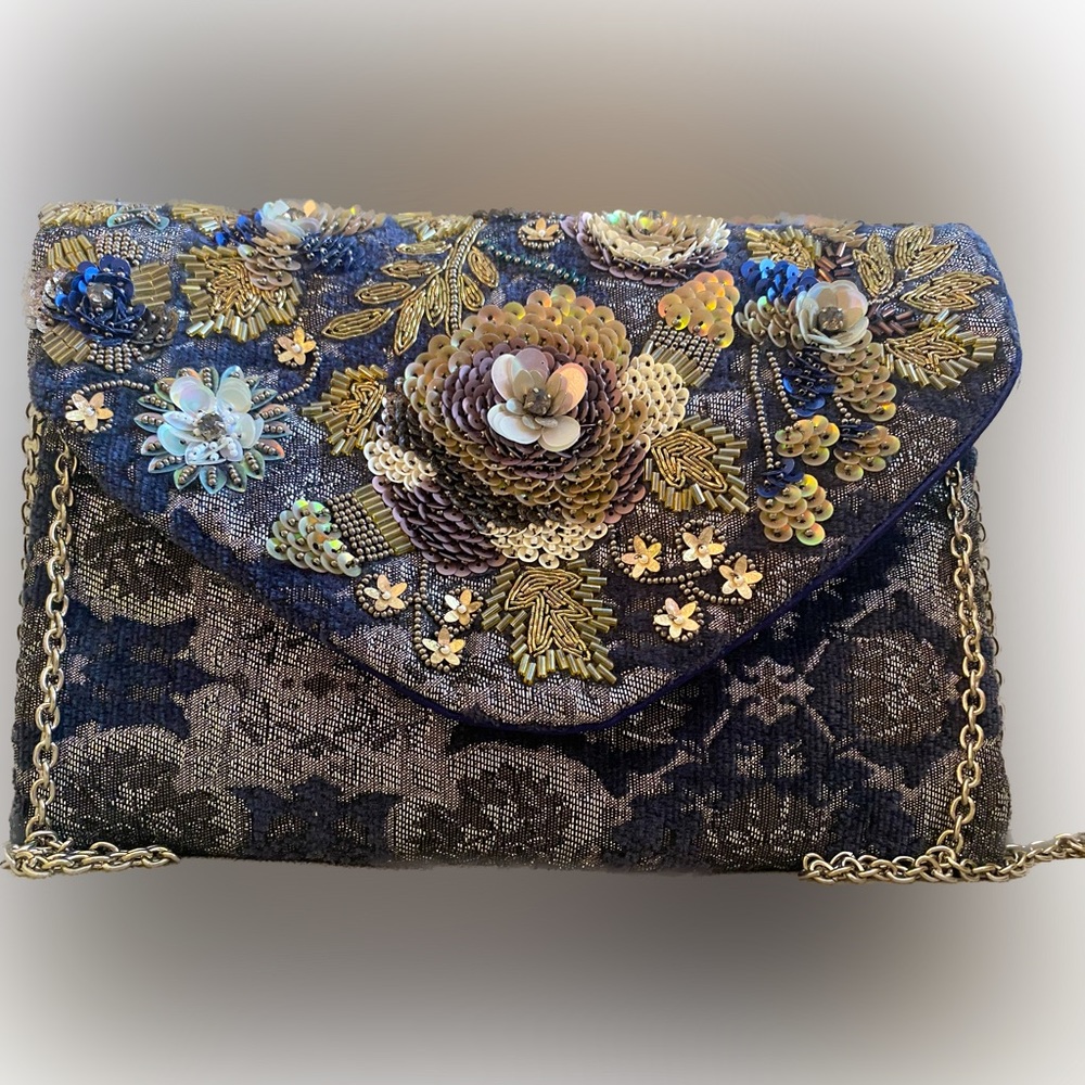 Embroidered Crossbody chain bag Circus by Sam Eldelman